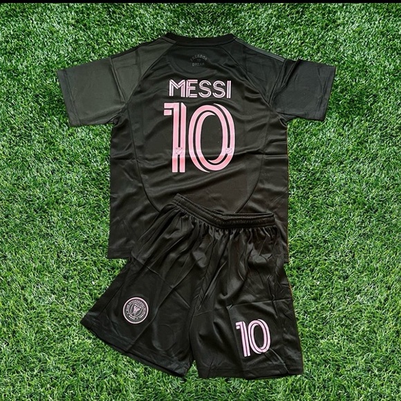 Kids Soccer jersey Messi Miami away kids jersey with shorts set size 20 4-5 y… - Picture 1 of 3